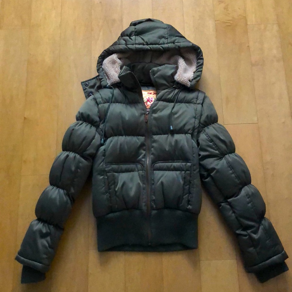 Me Jane olive puffer jacket size M